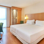 30b8c85ef02d419aafc8e67559354e37da942ea2