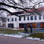 9e84424e5cd397f8940cec9e83398540523f94b7